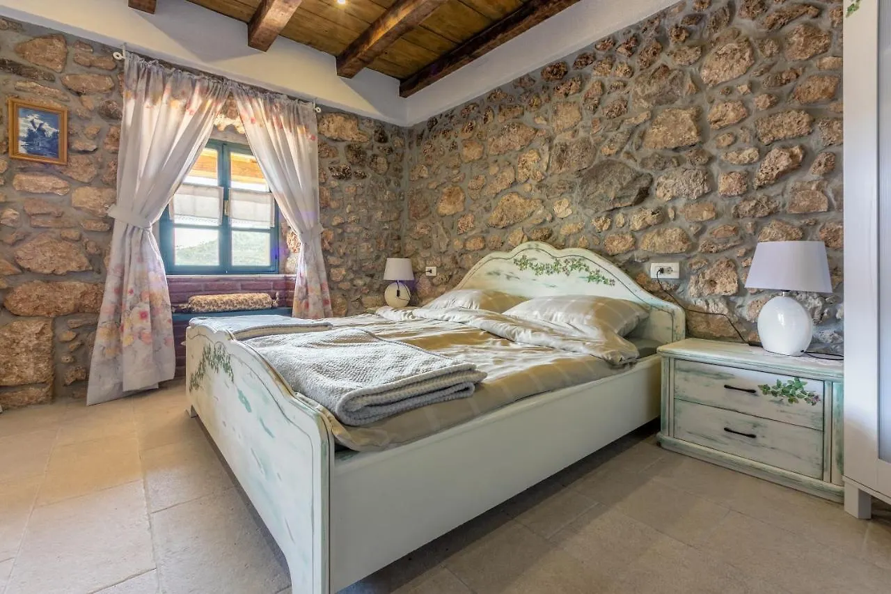 Villa Romantic Bribir  0*, Bribir (Primorje-Gorski Kotar)